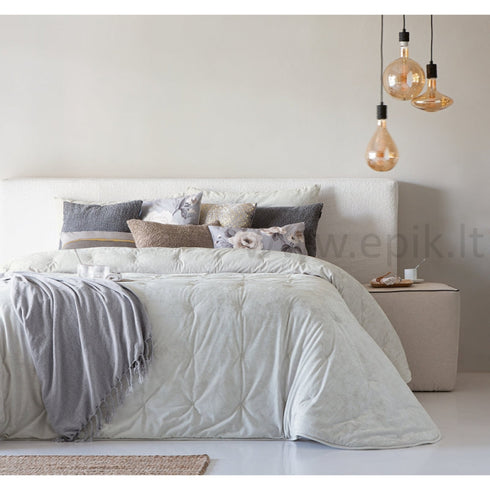 Lovatiesė "Mirabela Natural" su 2 dekoratyvinių pagalvėlių užvalkalais, pieno baltos spalvos